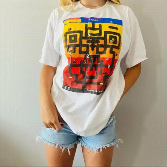 Mnwka gaming dig dug Tshirt size Large - Picture 1 of 4